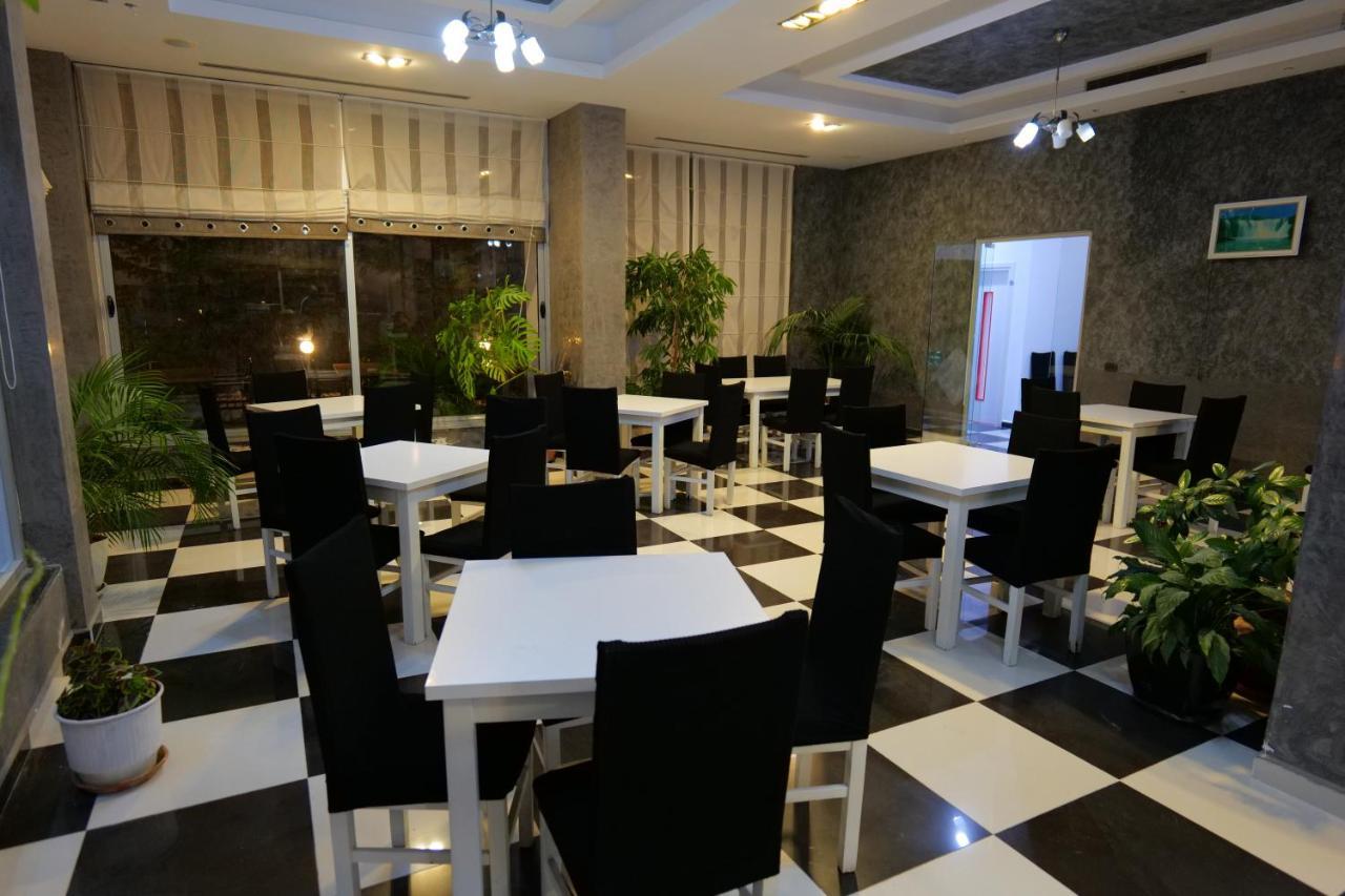 Hotel Dior Саранда Экстерьер фото